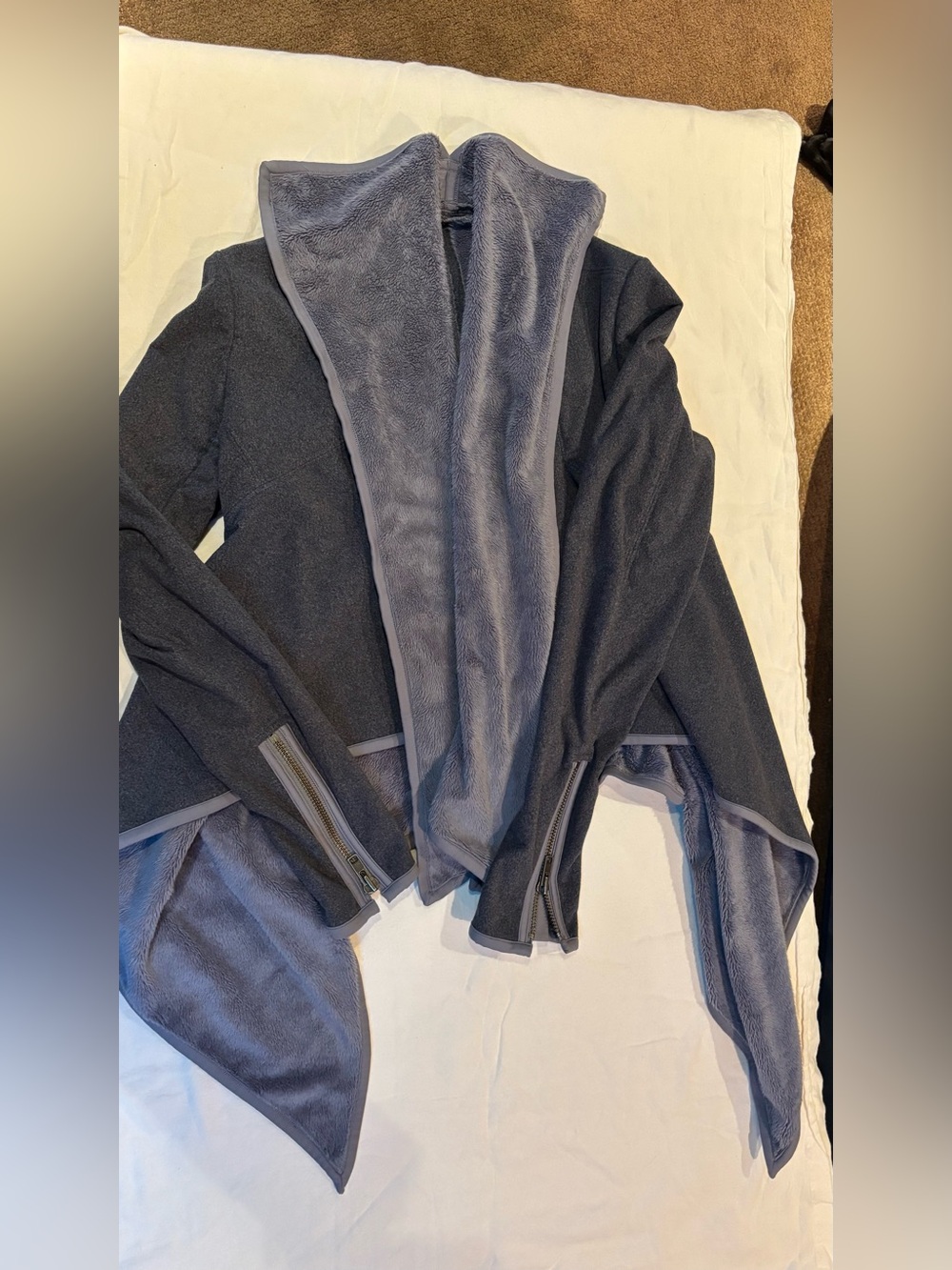 Lululemon Apres Yoga soft sherpa wrap